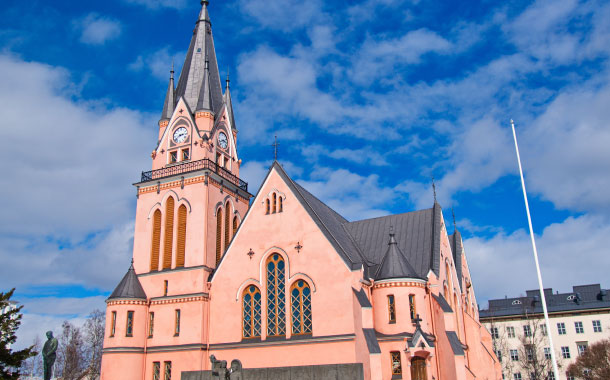 pink-church-kemi pink-church-kemi